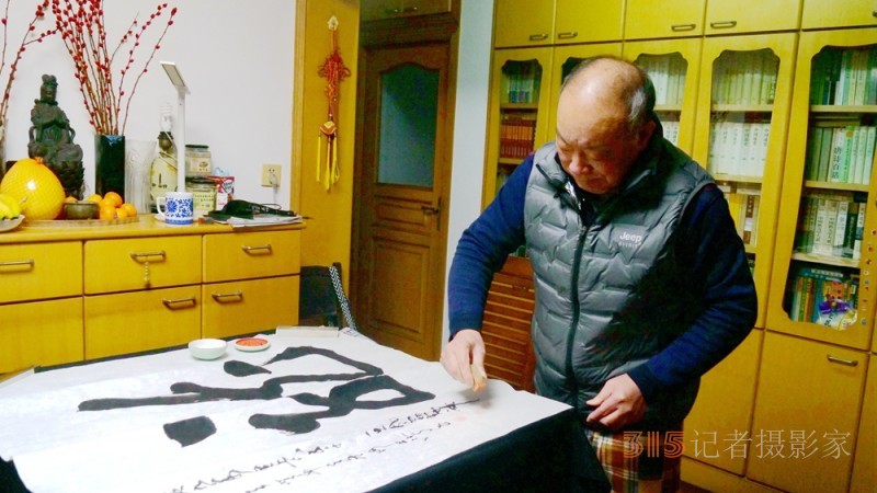 《書香墨韻》專訪著名書法家江鳥：要臨貼，把修養思想融進去