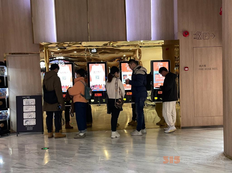 “品质”+“破圈”，国产电影与观众实现“双向奔赴”