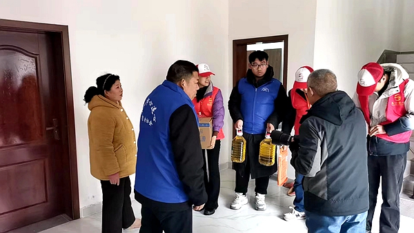 善行善举:延续旧情深