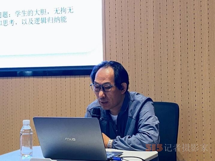 思维点拨促成长 妙笔生花文采扬——靳新国院长莅临永嘉中学附属中学指导