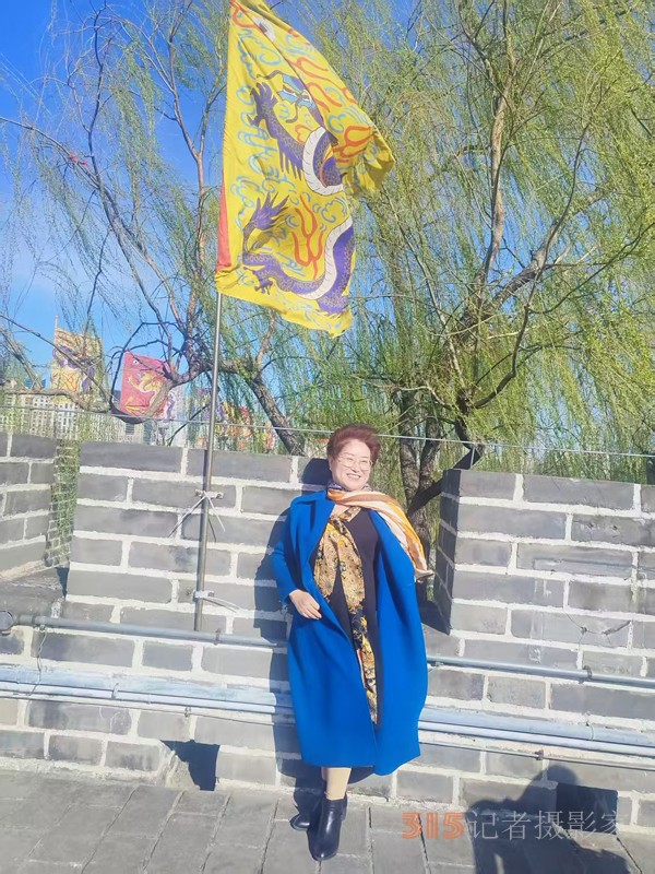 春分时节明城墙乐游赏梅