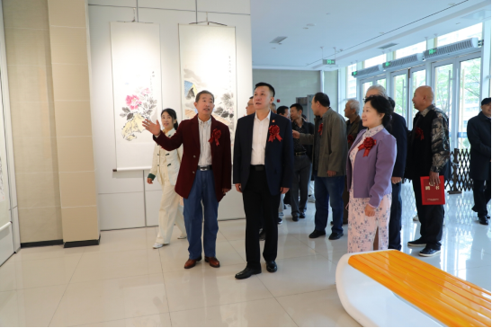 “墨润鹊华”书画艺术展在济南开幕 搭建南北文化交流新平台