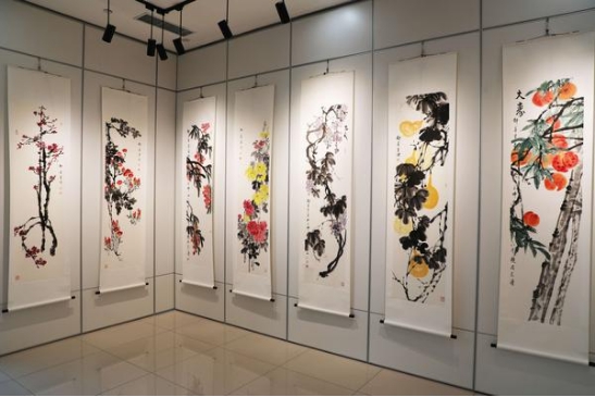 “墨润鹊华”书画艺术展在济南开幕 搭建南北文化交流新平台