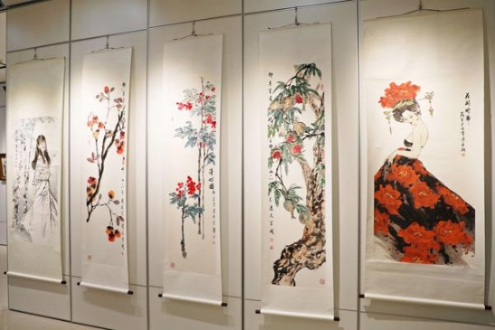 “墨润鹊华”书画艺术展在济南开幕 搭建南北文化交流新平台
