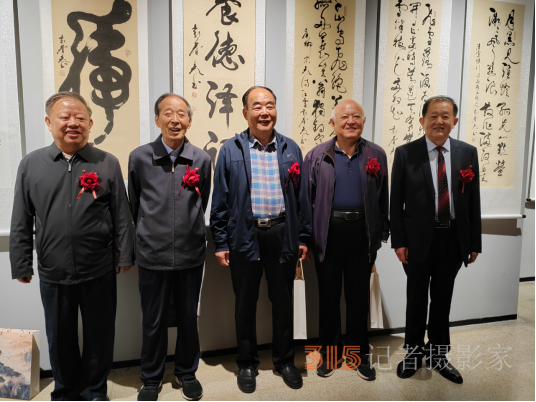 岁月如梭 墨韵春歌——袁春光书法作品汇报展在聊城拉开帷幕