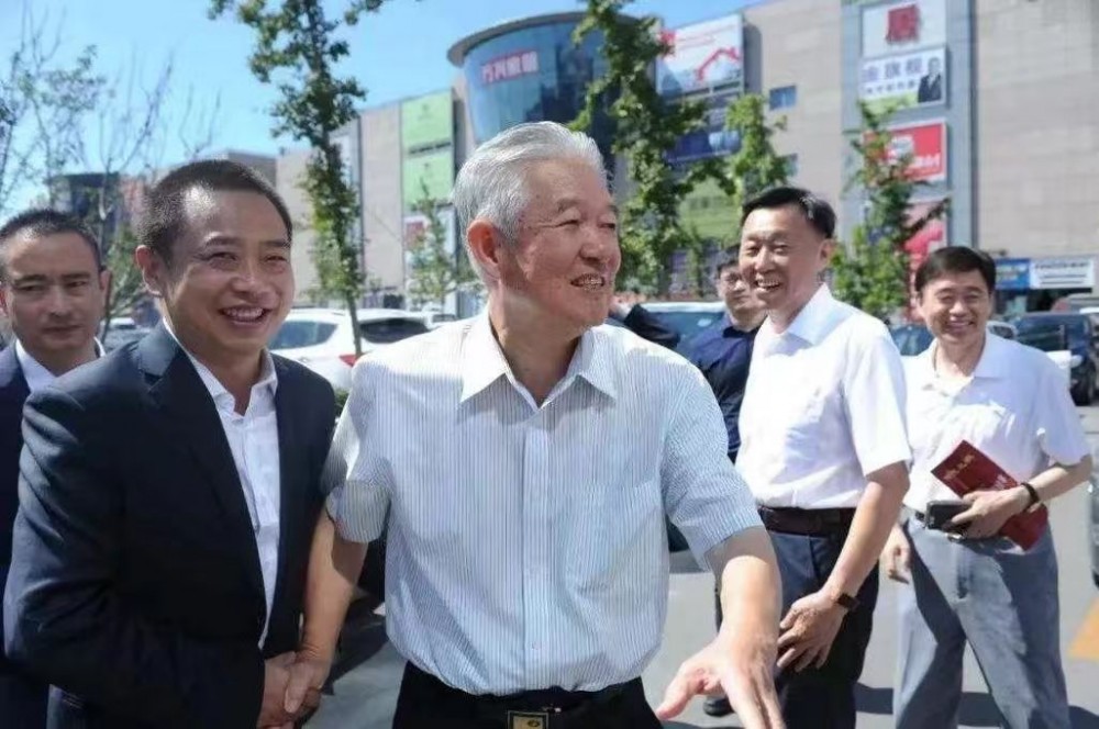 裴怀亮上将会见中国军地书画院代表 鼓励当好践行文化自信旗手
