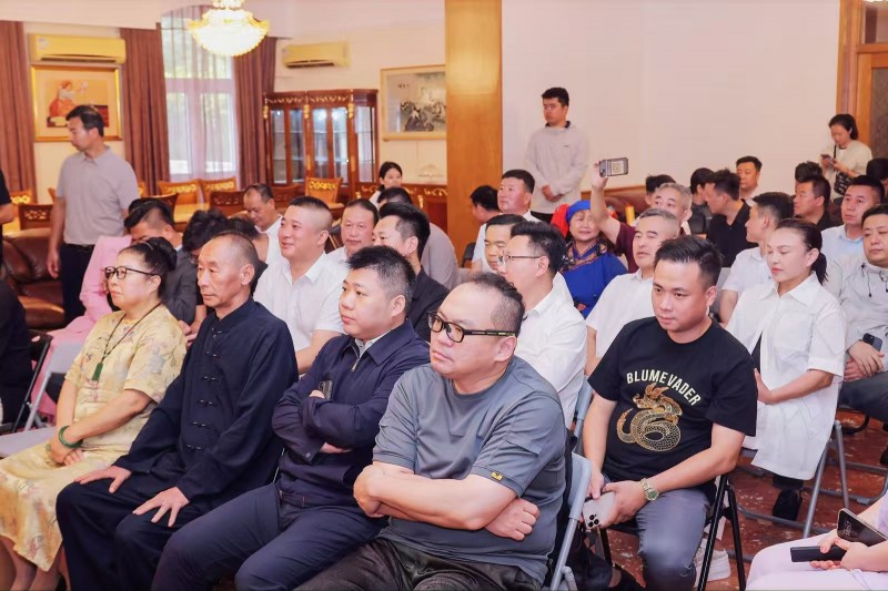 北京御鑫堂中医研究院院长于忠新女士受邀出席马里共和国大使馆与利比亚大使馆国际中医文化交流活动