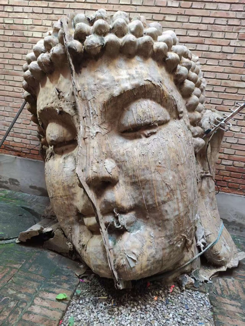 笑琰诗歌;宋庄，宋庄，艺术在诵经