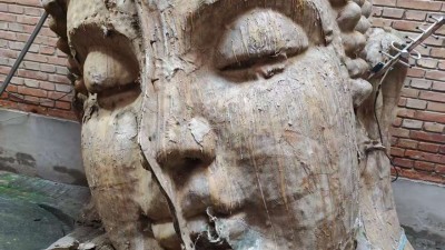 笑琰诗歌;宋庄，宋庄，艺术在诵经