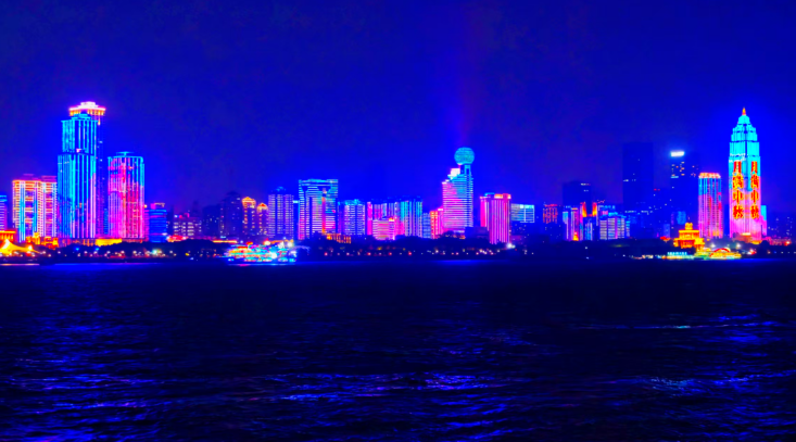 十一夜武汉：长江两岸的璀璨绮梦