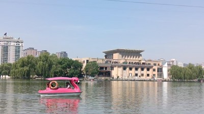 共护绿水青山：水世界何以清澈湛蓝？