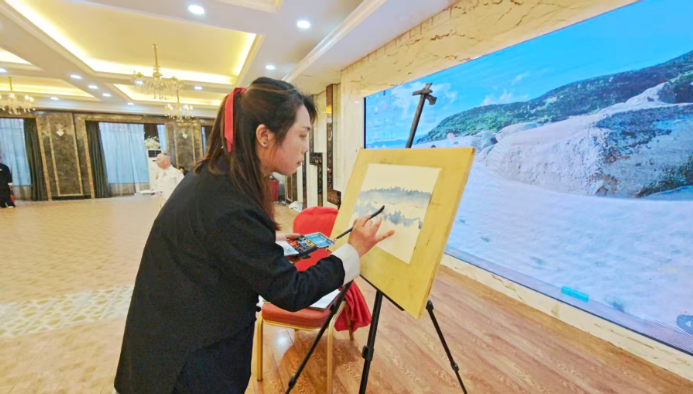 水墨太极跃纸上，丹青绘就新气象