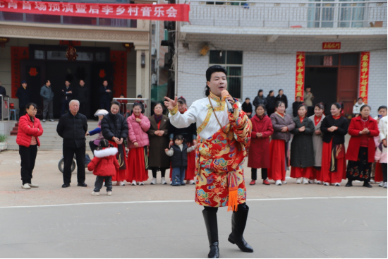 鼓乐欢腾庆元宵 乡音雅韵润民心——龙冈女子鼓舞队庆元宵展演暨乡村音乐会圆满举行