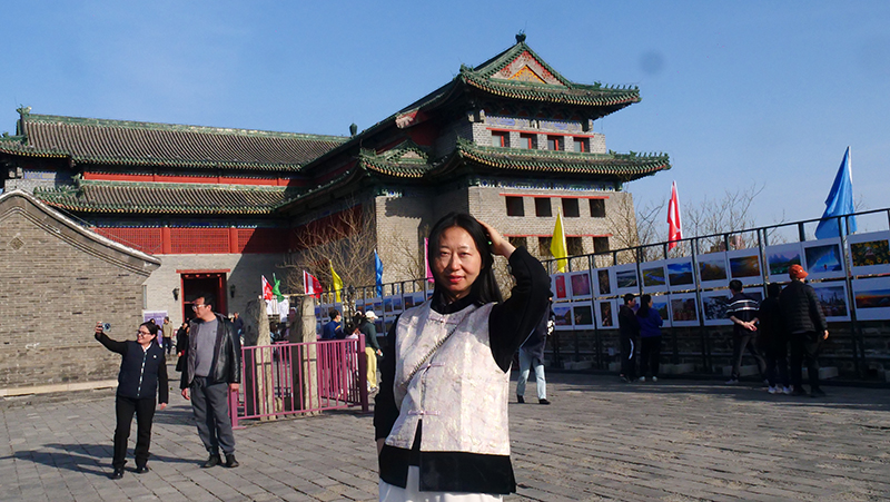 乐定坊AI俱乐部明城墙遗址公园赏花采风雅聚活动