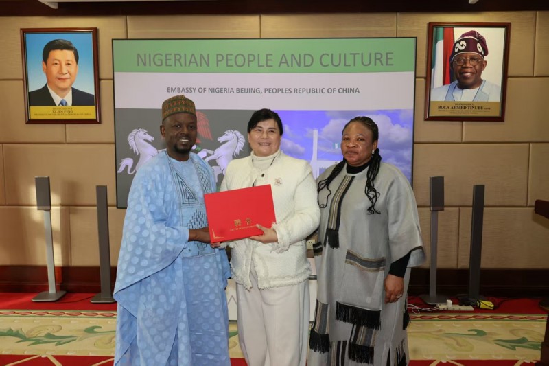 中医传承人李玉萍：39 年坚守家训 融合三医智慧传承非遗中医