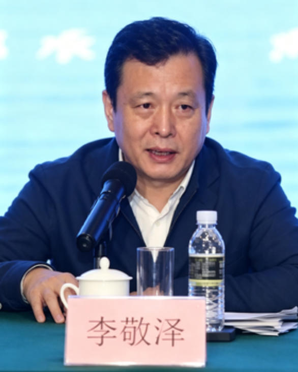 南开大学文学院1986级校友杨维永小说《乡村会计》研讨座谈会召开