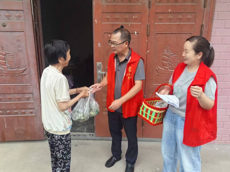 粽叶飘香处   温情聚人心