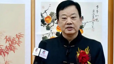 胸中存浩气，笔墨见襟怀