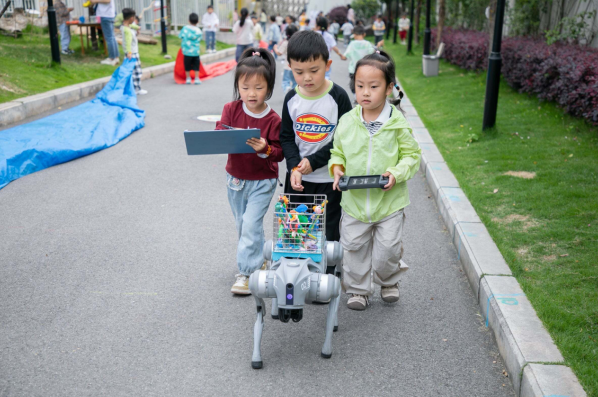 手牵手心连心 家校力量展新姿——四川省绵阳市教工幼儿园