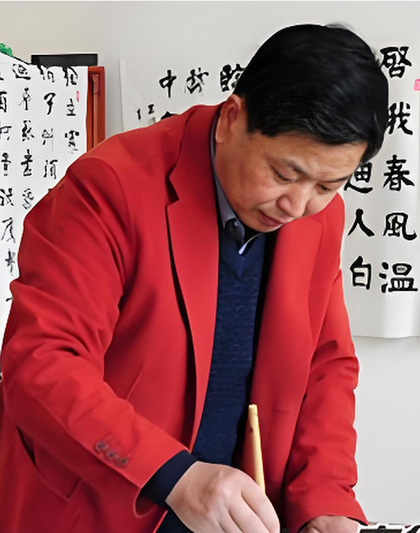 安吉书法家练友良：从电视记者到墨海行者的笔墨人生