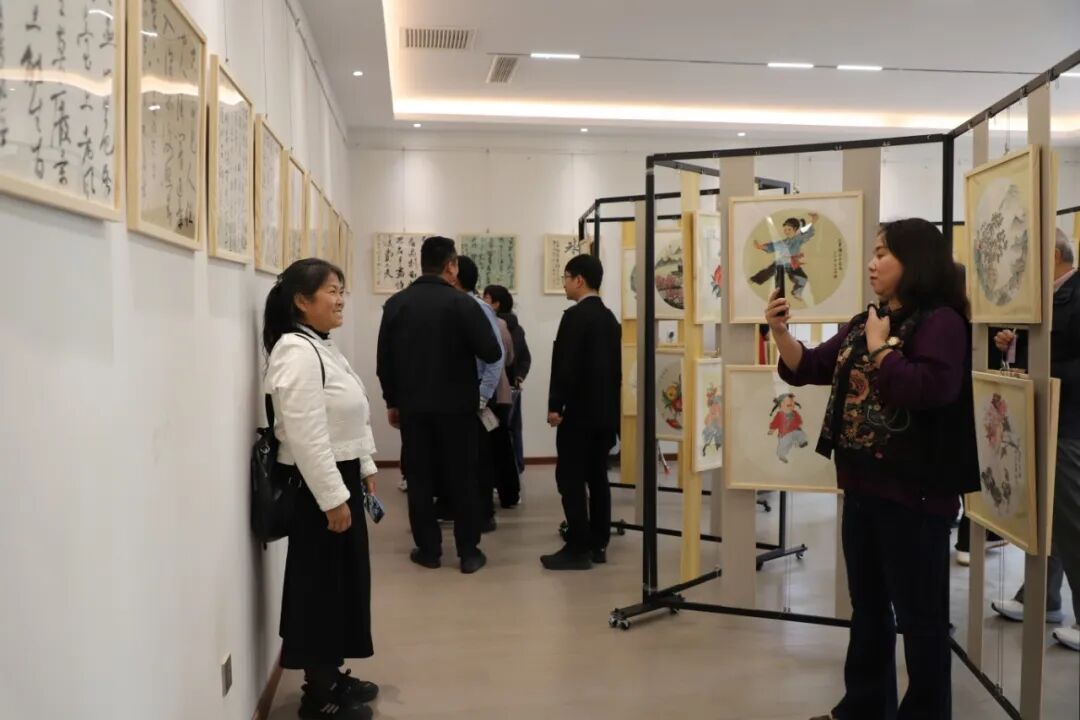 第十四届“大美平谷·水墨周庄”书画展开幕